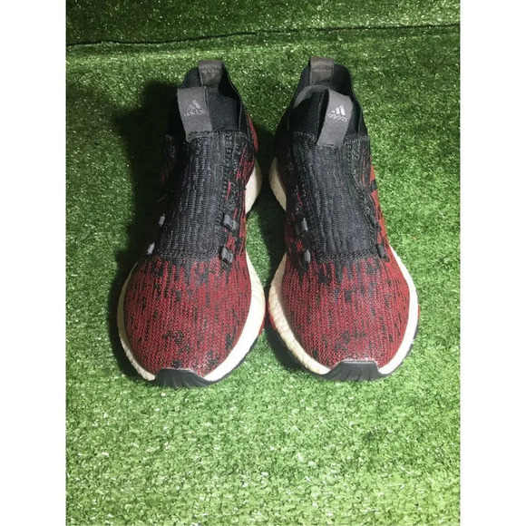 Mens Adidas tennis shoes size 8/womens 9.5 Pureboost All terrain red black